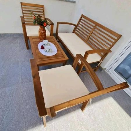 Apartment Ane 2 Tisno Exteriör bild